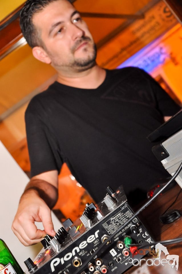 Atmosferă de party în Juice, Juice