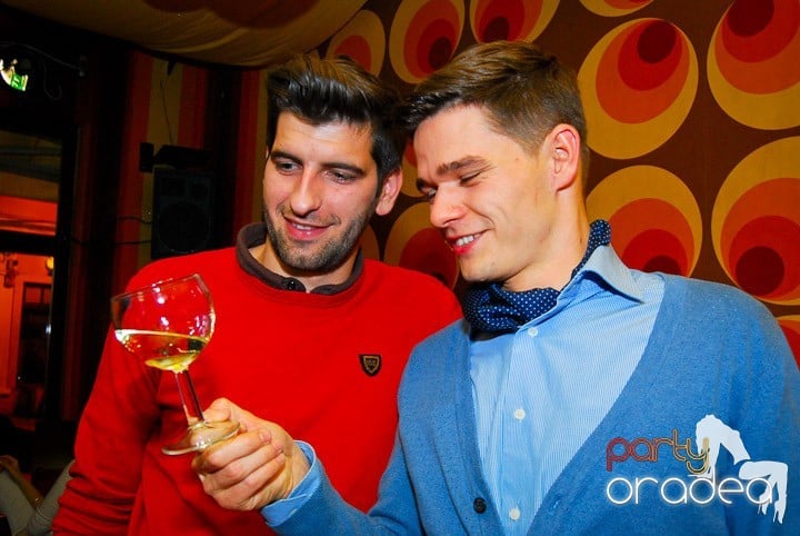 Atmosferă de party în Juice, Juice