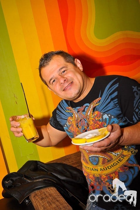 Atmosferă de party în Juice, Juice