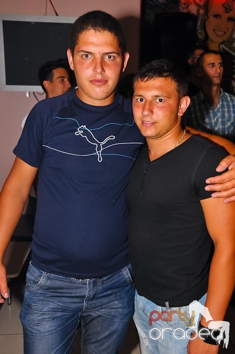 Atmosferă incendiară în Club Rio, 