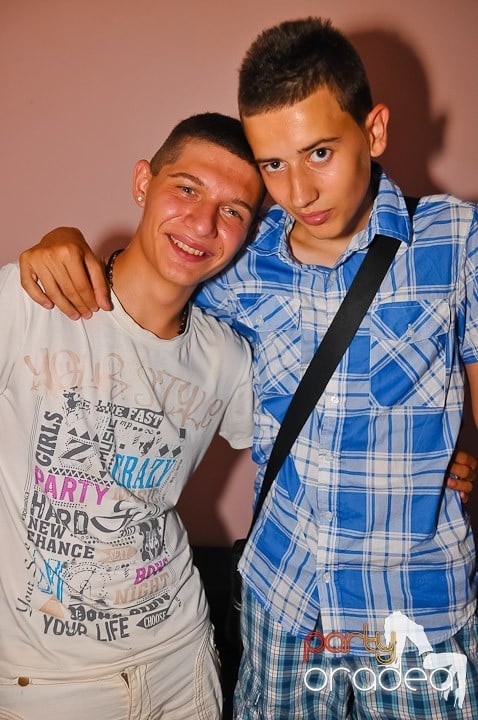 Atmosferă incendiară în Club Rio, 