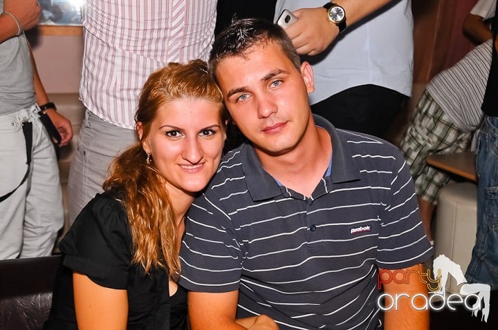 Atmosferă incendiară în Club Rio, 