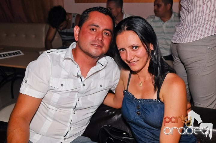 Atmosferă incendiară în Club Rio, 