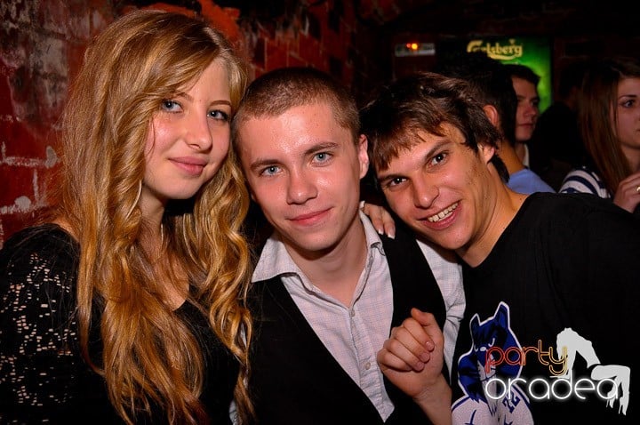 Atmosferă incendiară în Escape, 