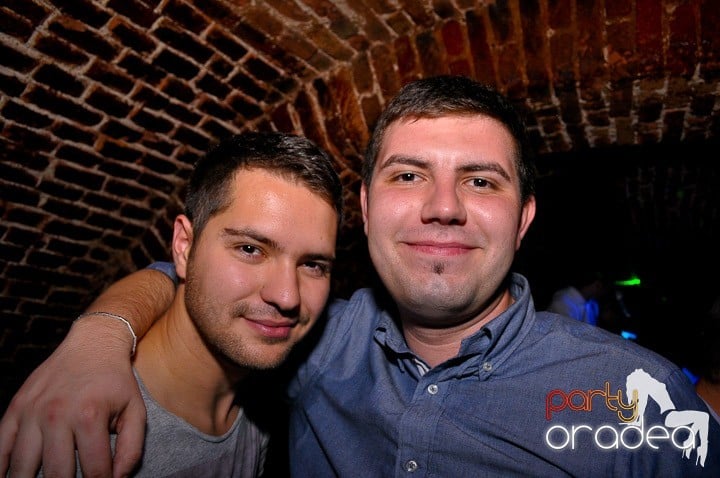 Atmosferă incendiară în Escape, 