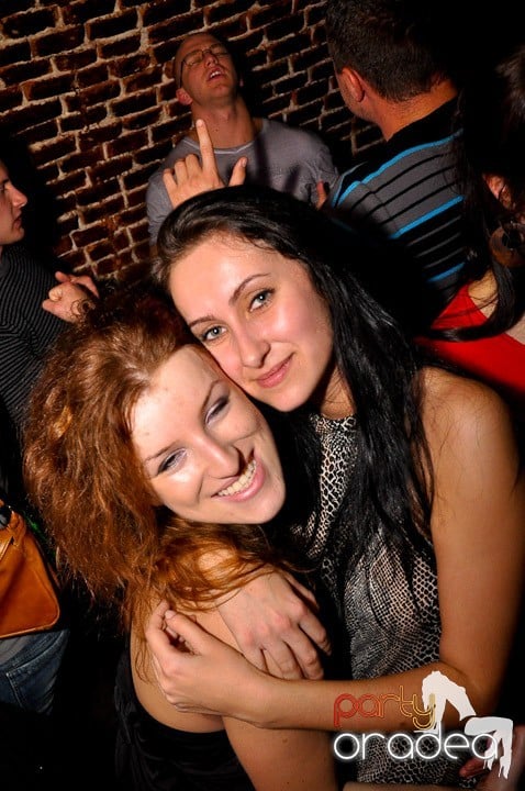 Atmosferă incendiară în Escape, 