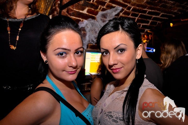 Atmosferă incendiară în Escape, 