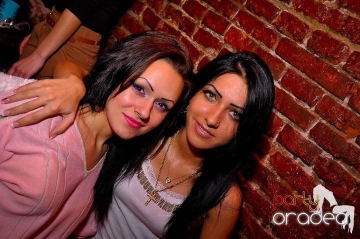 Atmosferă incendiară în Escape, 