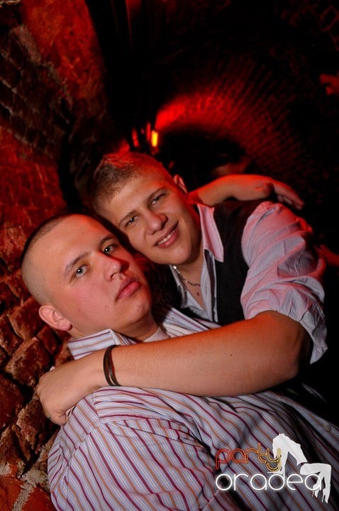 Atmosferă incendiară în Escape, 