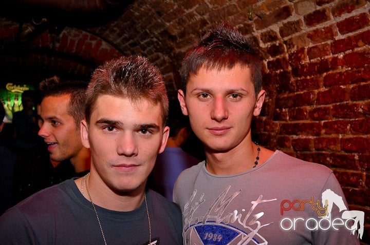 Atmosferă incendiară în Escape, 