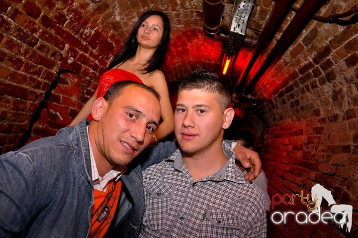 Atmosferă incendiară în Escape, 