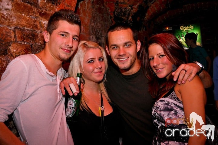 Atmosferă incendiară în Escape, 