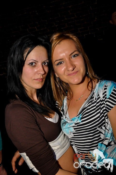 Atmosferă incendiară în Escape, 