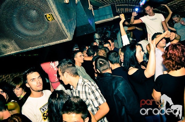 Atmosferă incendiară în Escape, 