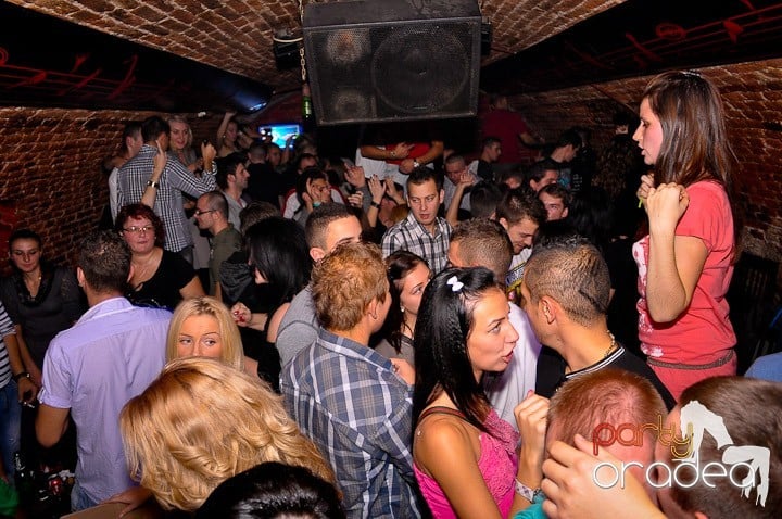 Atmosferă incendiară în Escape, 