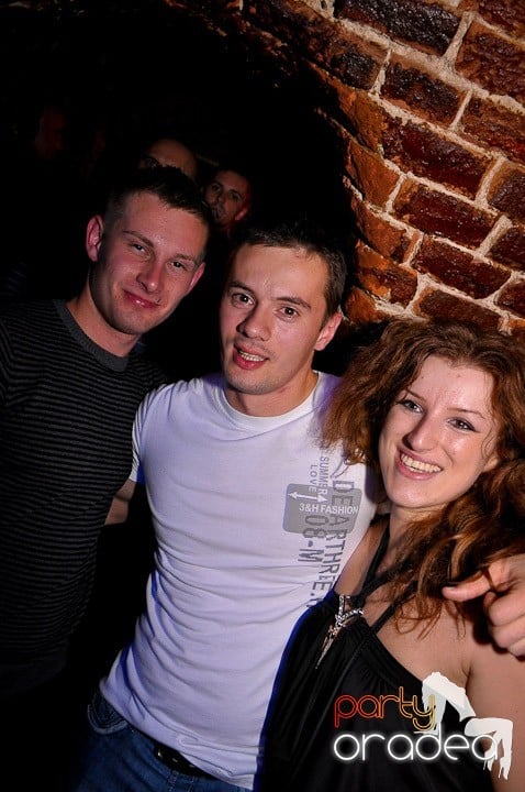 Atmosferă incendiară în Escape, 