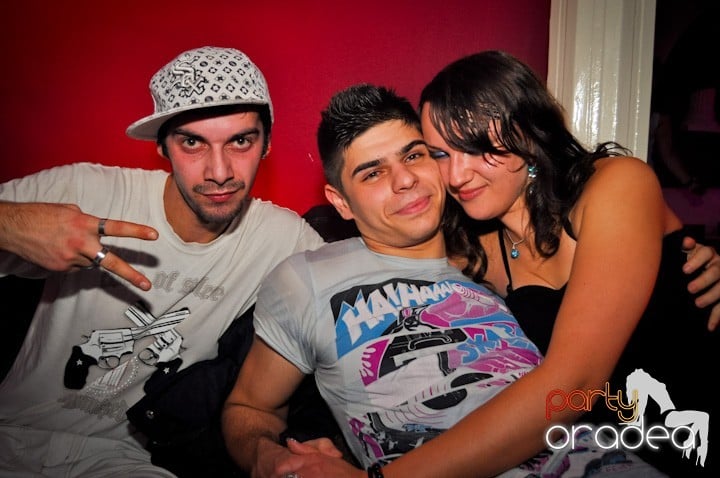 Atmosferă selectă în Club Atti's, 