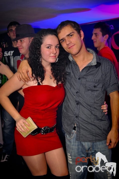 Atmosferă selectă în Club Atti's, 