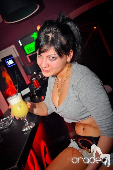 Atmosferă selectă în Club Atti's, 