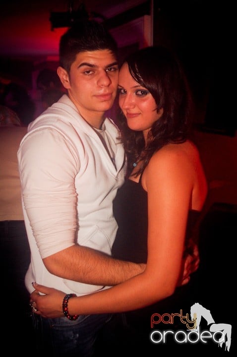 Atmosferă selectă în Club Atti's, 