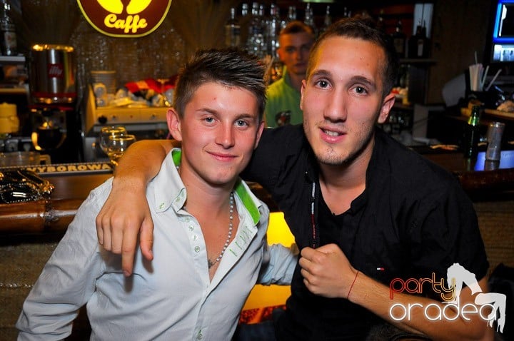 Atmosferă selectă în Zulu Caffe, Zulu Caffe