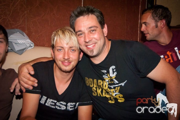 Bacardi Party în Seven, 