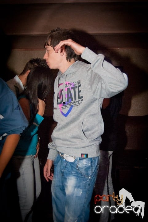 Bacardi Party în Seven, 