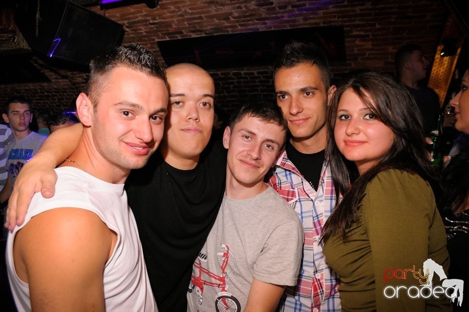 Back 2 Back - Caveman vs. Prody, 