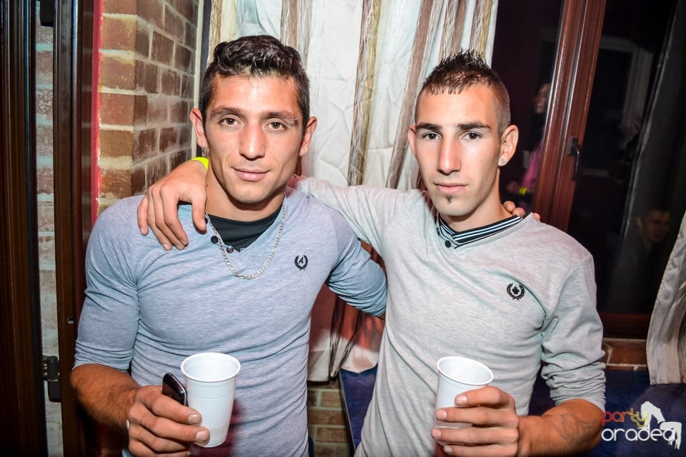 Back 2 school party, 