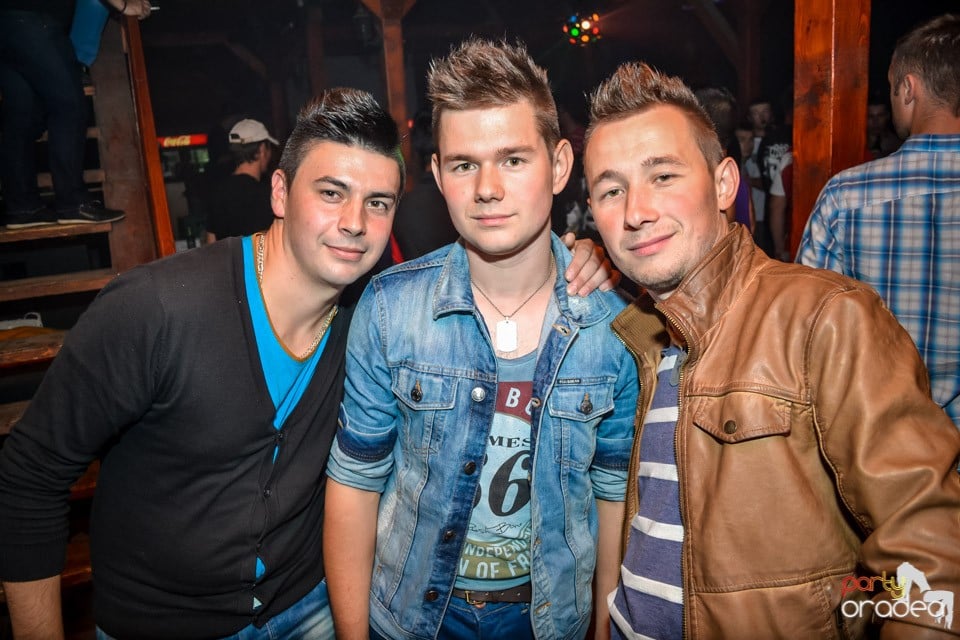 Back 2 school party, 