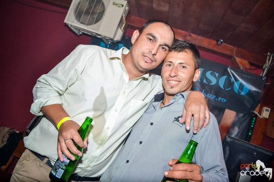 Back 2 school party, 