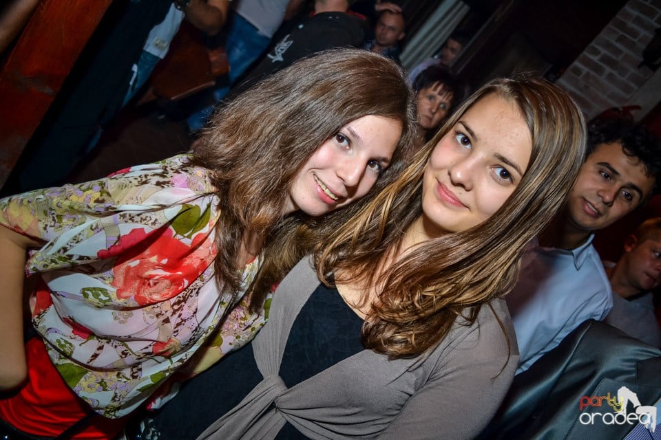 Back 2 school party, 