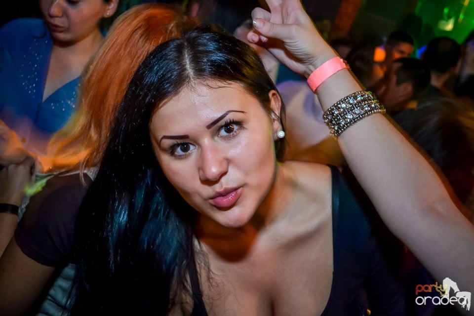 Back 2 school party, 