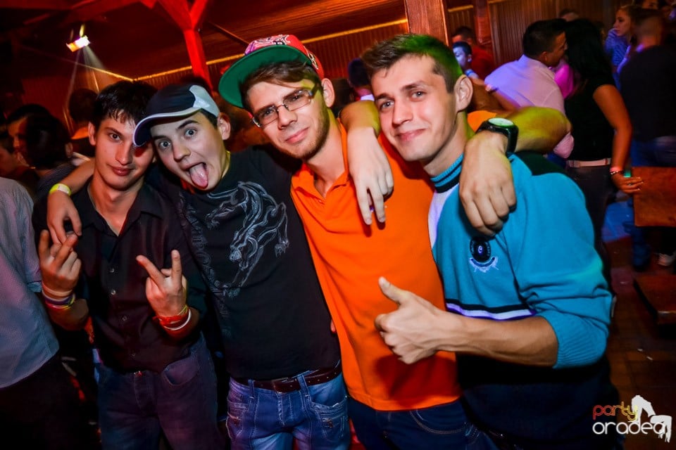 Back 2 school party, 