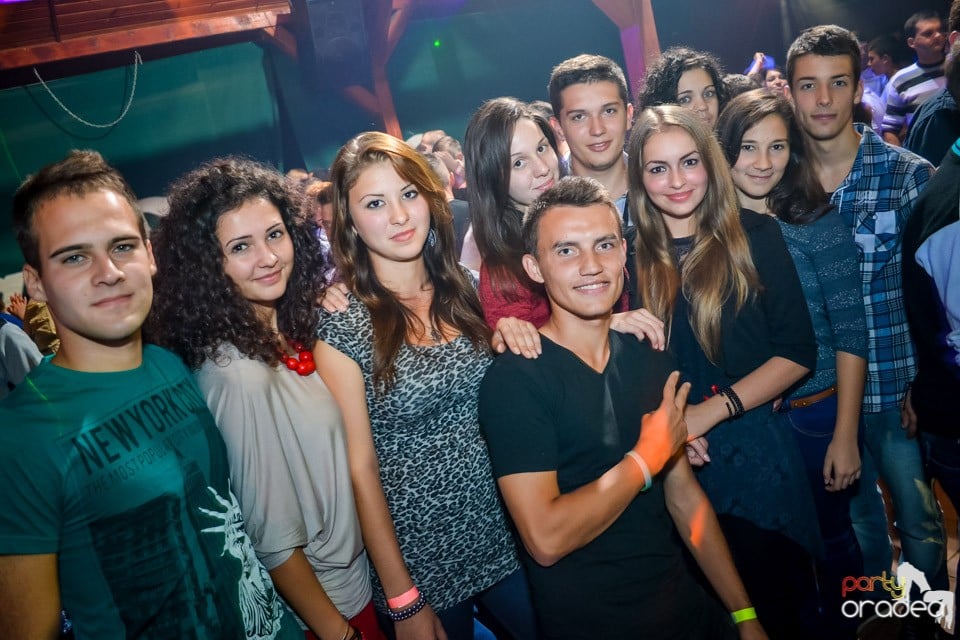 Back 2 school party, 