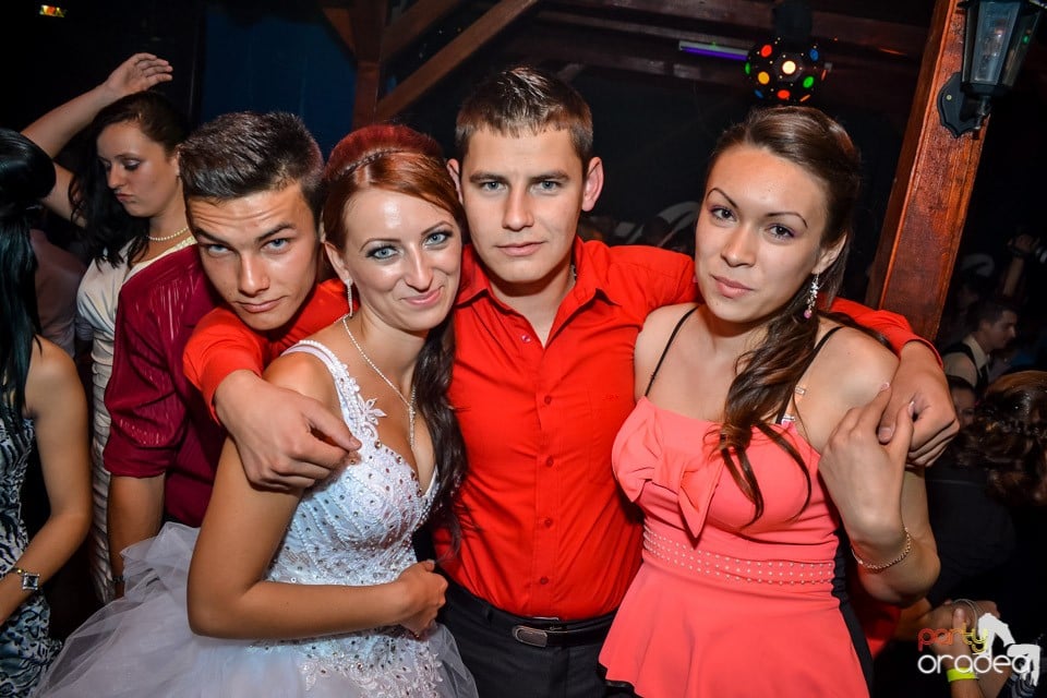 Back 2 school party, 