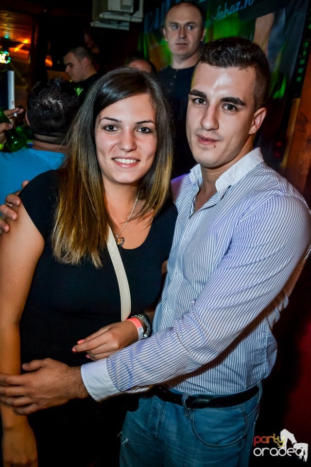 Back 2 school party, 