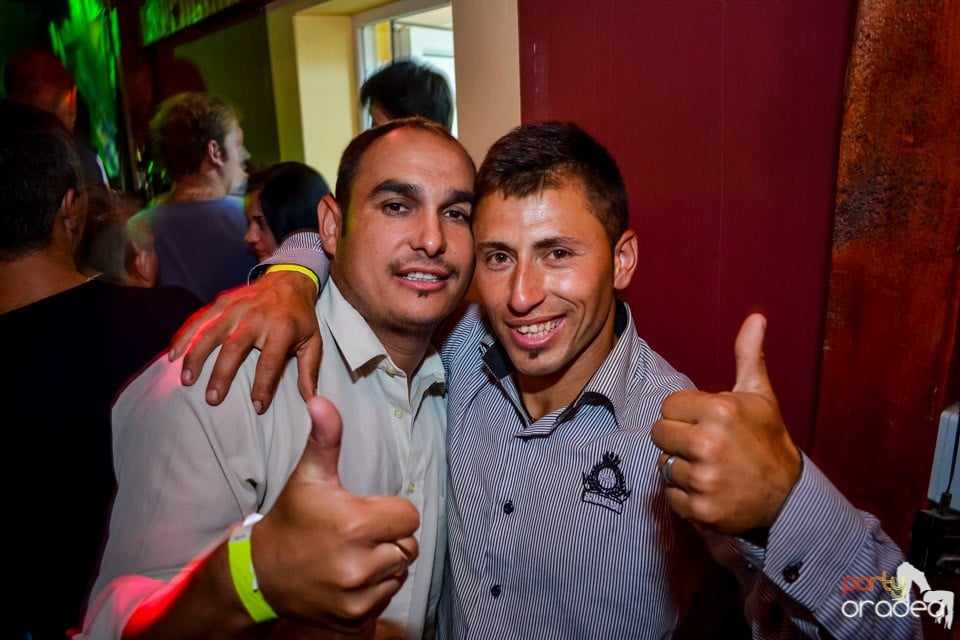 Back 2 school party, 