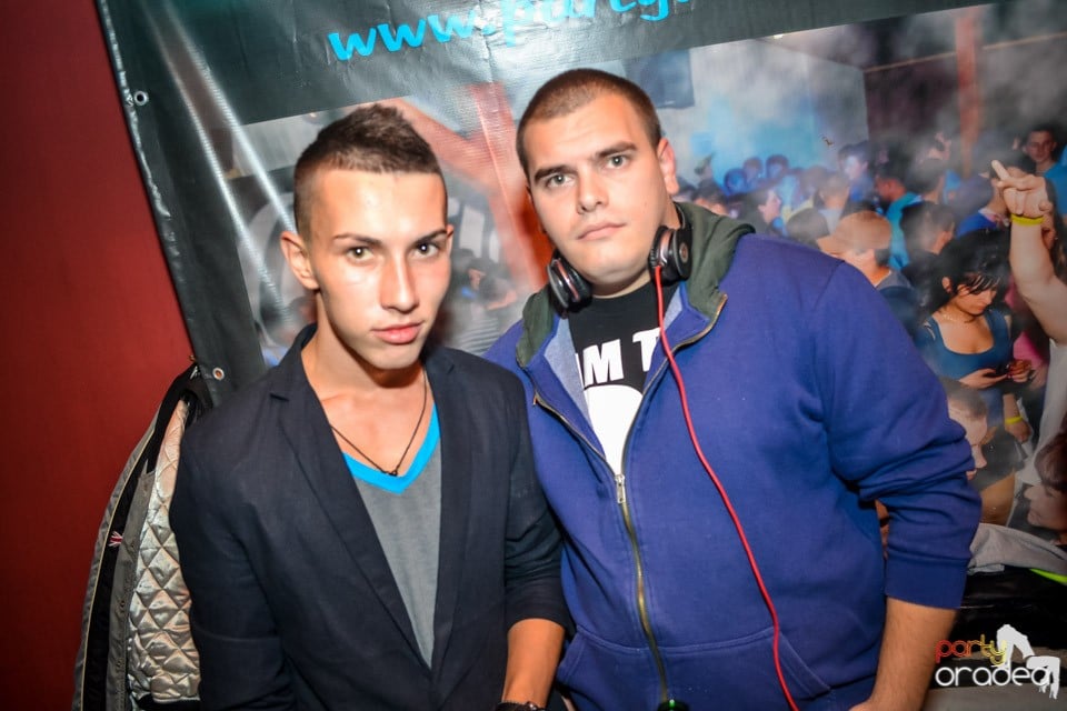 Back 2 school party, 