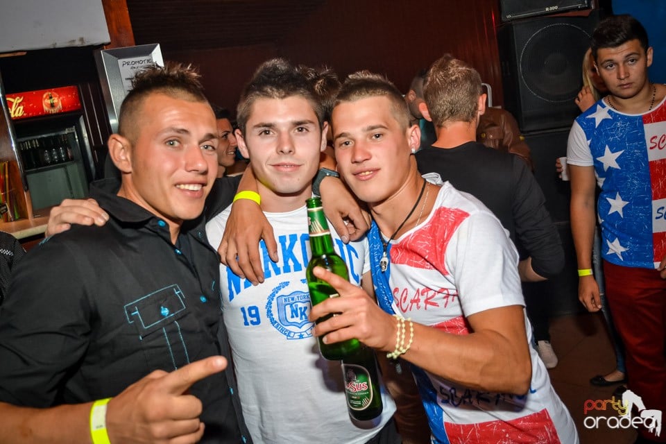 Back 2 school party, 