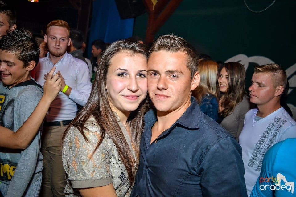 Back 2 school party, 