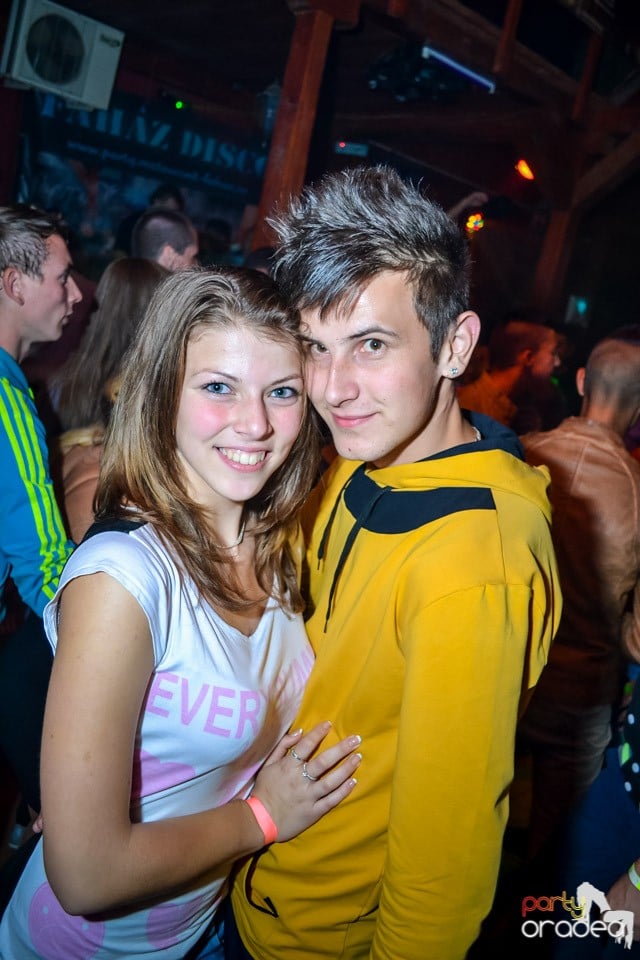 Back 2 school party, 