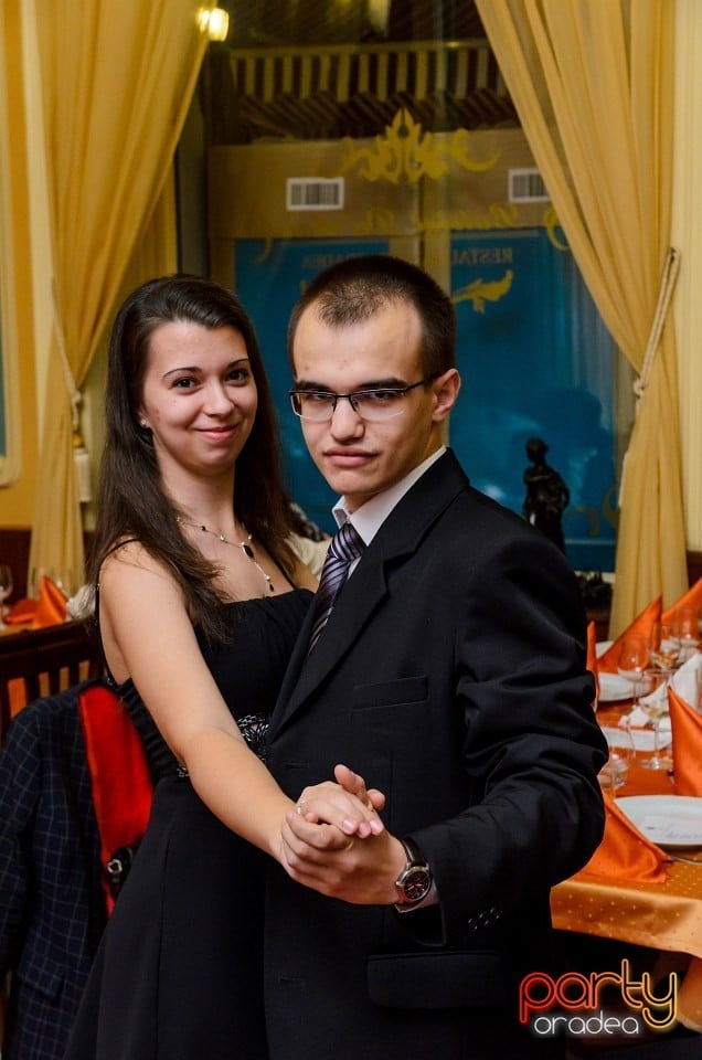 Bal de tineret, Butoiul de Aur