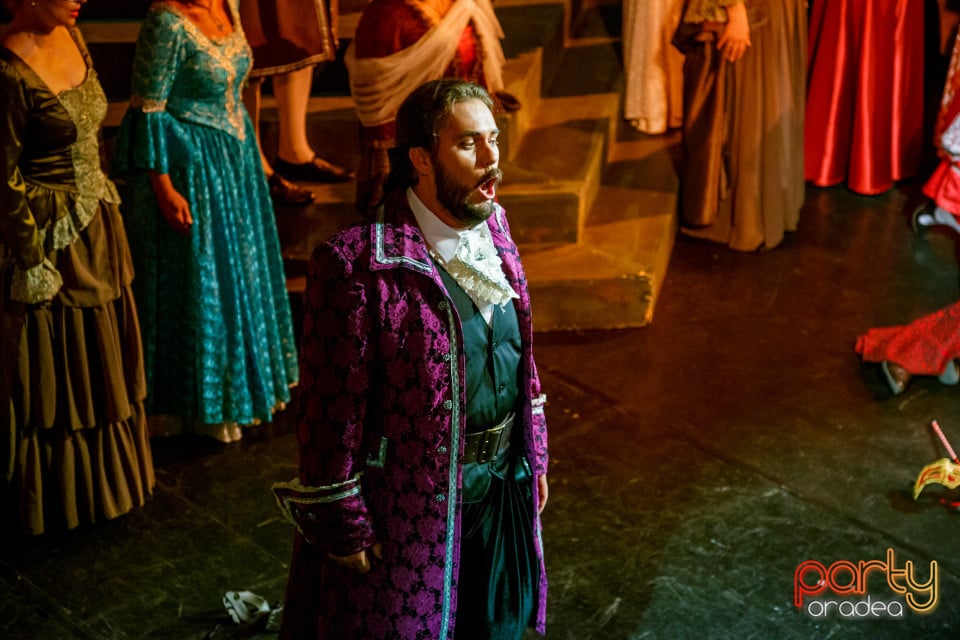 Bal Mascat, Teatrul Regina Maria