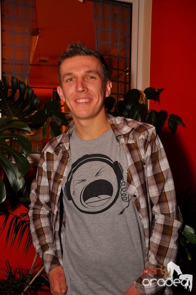 Bal mascat în discoteca Faház, 