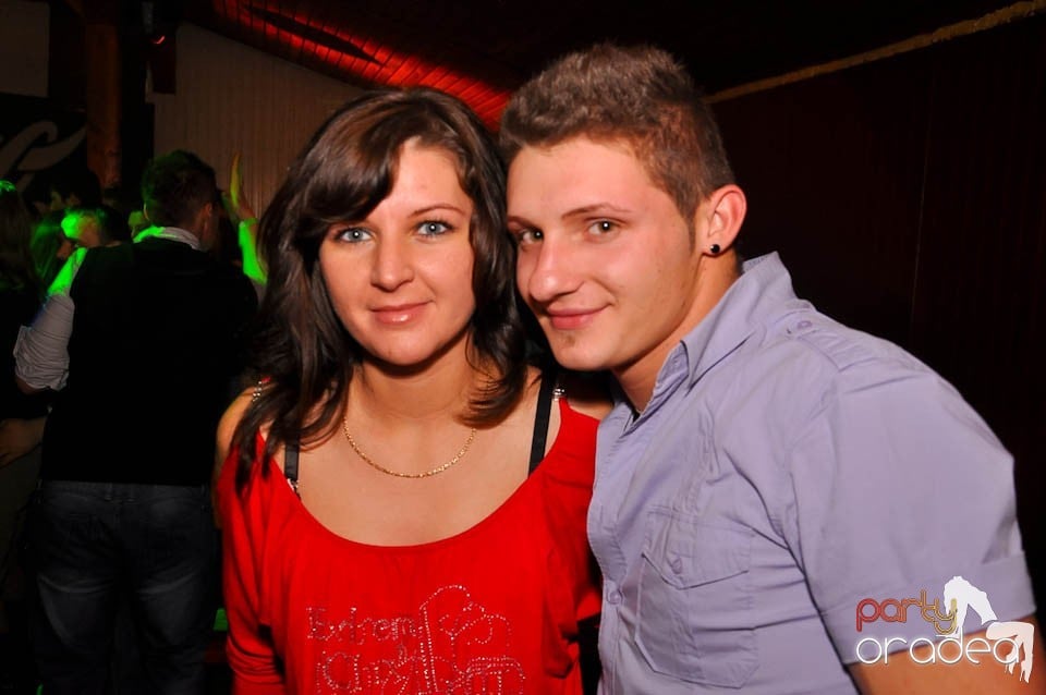 Bal mascat în discoteca Faház, 