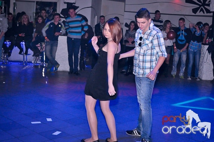 Balul Bobocilor - CT Mihai Viteazul,