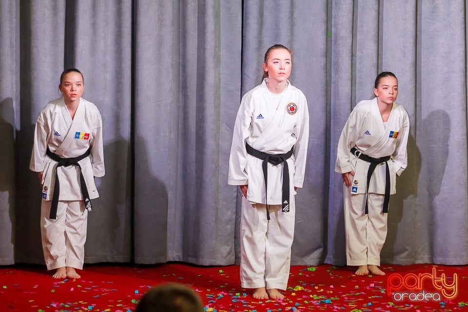 Balul Bobocilor - O. Ghibu, 