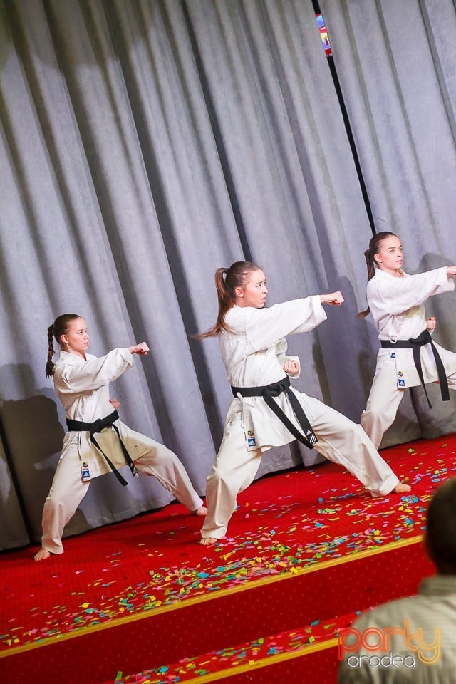 Balul Bobocilor - O. Ghibu, 