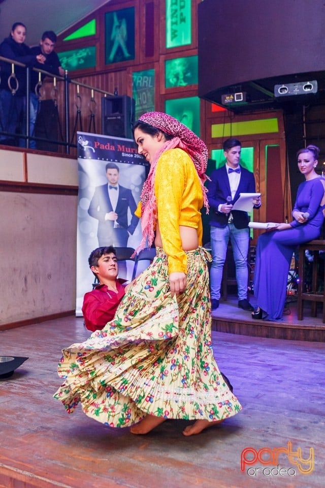 Balul Bobocilor Grupului Şcolar Transilvania,